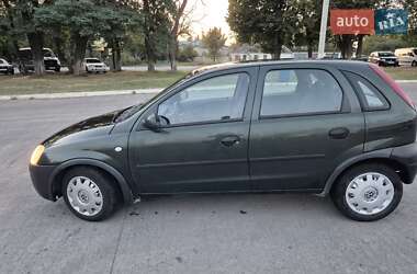 Хэтчбек Opel Corsa 2002 в 