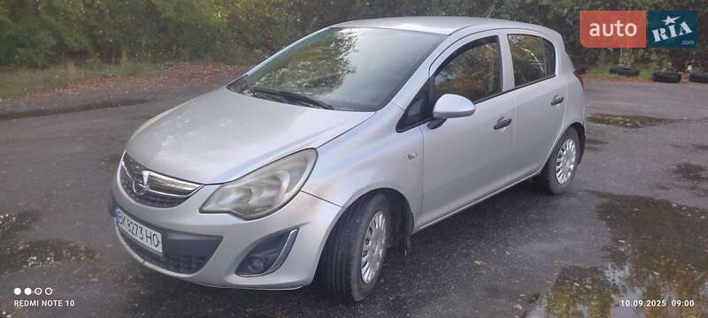 Хэтчбек Opel Corsa 2011 в Звягеле
