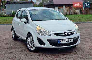 Хетчбек Opel Corsa 2012 в 
