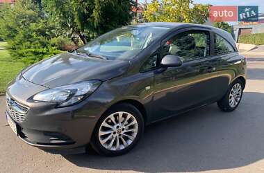 Хэтчбек Opel Corsa 2015 в Киеве