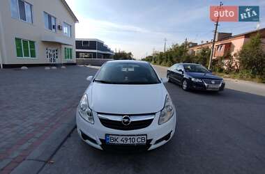 Хетчбек Opel Corsa 2010 в Мирополі