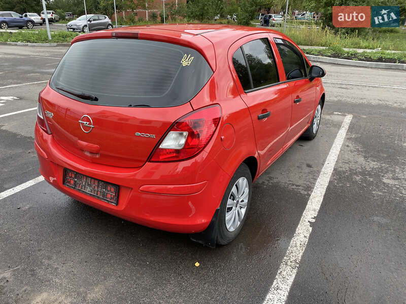 Хэтчбек Opel Corsa 2008 в Ровно