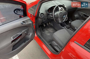 Хэтчбек Opel Corsa 2008 в 