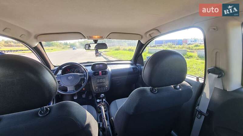Хэтчбек Opel Corsa 2006 в Виннице