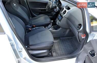 Хэтчбек Opel Corsa 2013 в 