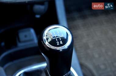 Хэтчбек Opel Corsa 2013 в 