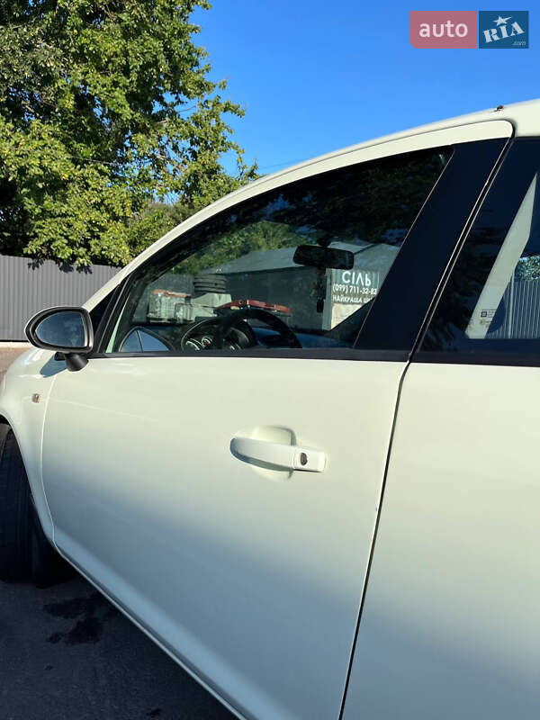 Хэтчбек Opel Corsa 2012 в Броварах