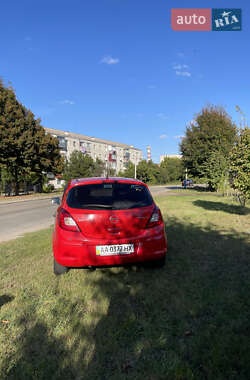 Хэтчбек Opel Corsa 2008 в 