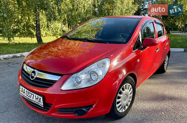 Хэтчбек Opel Corsa 2008 в 