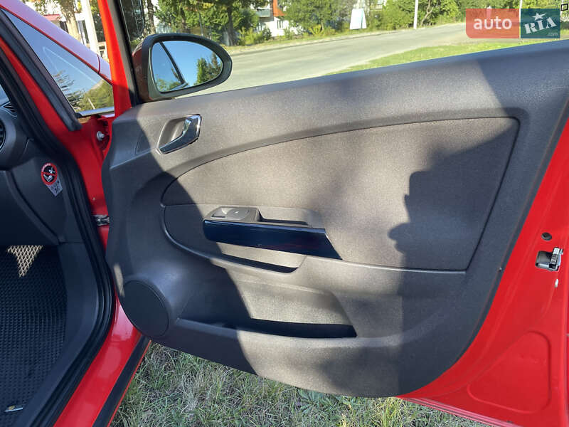 Хэтчбек Opel Corsa 2008 в Киеве фото 36 Хэтчбек Opel Corsa 2008 в Киеве