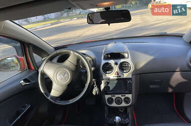 Хэтчбек Opel Corsa 2008 в 