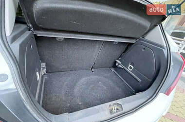 Хэтчбек Opel Corsa 2013 в 
