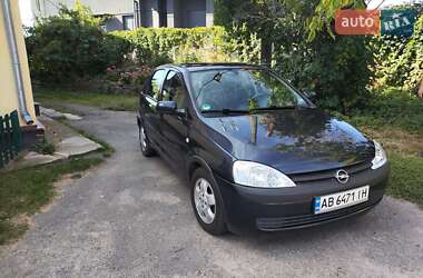 Хэтчбек Opel Corsa 2001 в 