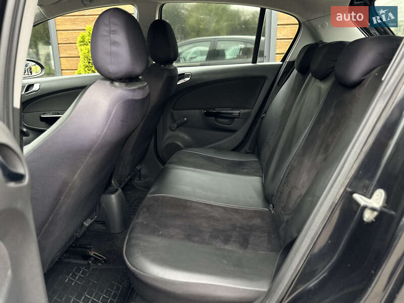 Хетчбек Opel Corsa 2008 в Шептицькому