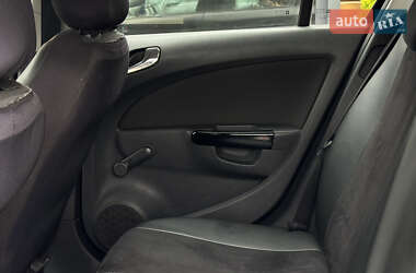 Хэтчбек Opel Corsa 2008 в 