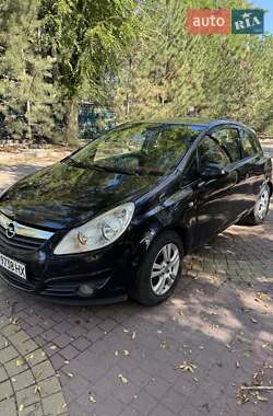 Хетчбек Opel Corsa 2009 в Запоріжжі