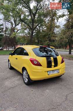 Хэтчбек Opel Corsa 2008 в 