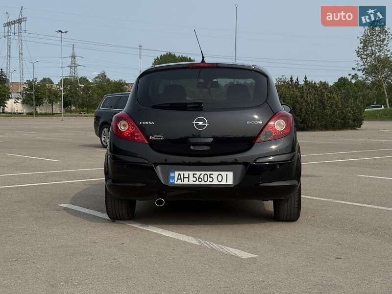 Хетчбек Opel Corsa 2010 в Вінниці