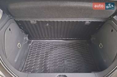 Хэтчбек Opel Corsa 2008 в 
