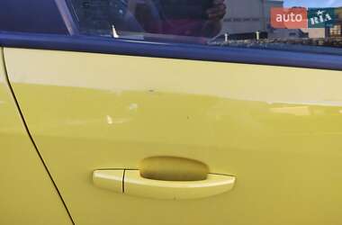 Хэтчбек Opel Corsa 2013 в 