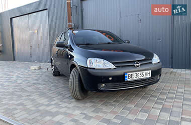 Хетчбек Opel Corsa 2001 в Миколаєві
