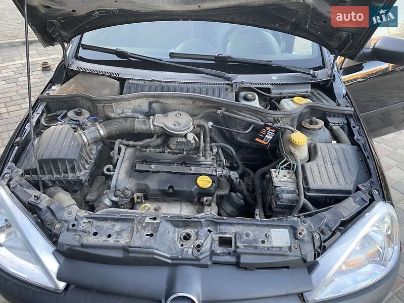 Хетчбек Opel Corsa 2001 в Миколаєві