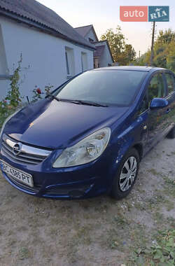 Хэтчбек Opel Corsa 2007 в 