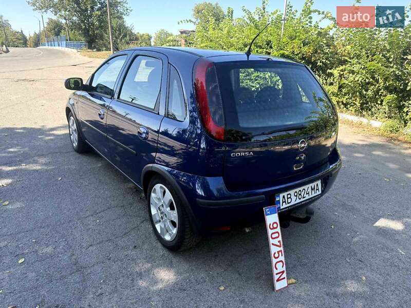 Хэтчбек Opel Corsa 2004 в Жмеринке