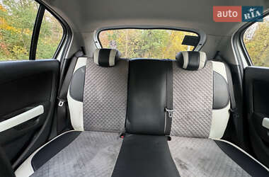 Хэтчбек Opel Corsa 2012 в 