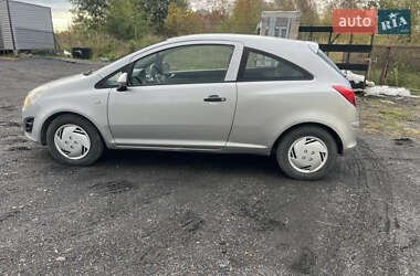 Хетчбек Opel Corsa 2011 в  фото 8 Хетчбек Opel Corsa 2011 в