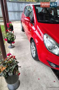 Хэтчбек Opel Corsa 2008 в 