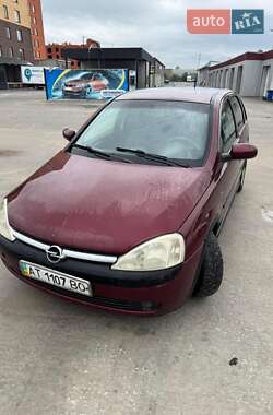 Хэтчбек Opel Corsa 2002 в Бурштыне