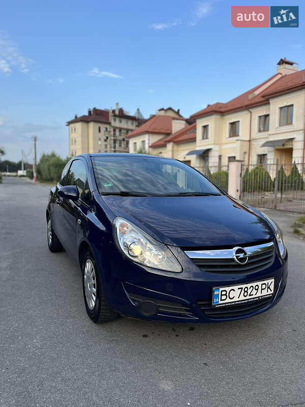 Хетчбек Opel Corsa 2009 в Шептицькому