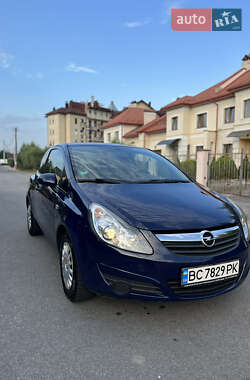Хэтчбек Opel Corsa 2009 в 