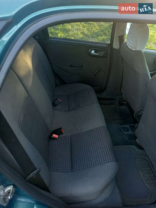 Хэтчбек Opel Corsa 2003 в Самборе фото 7 Хэтчбек Opel Corsa 2003 в Самборе