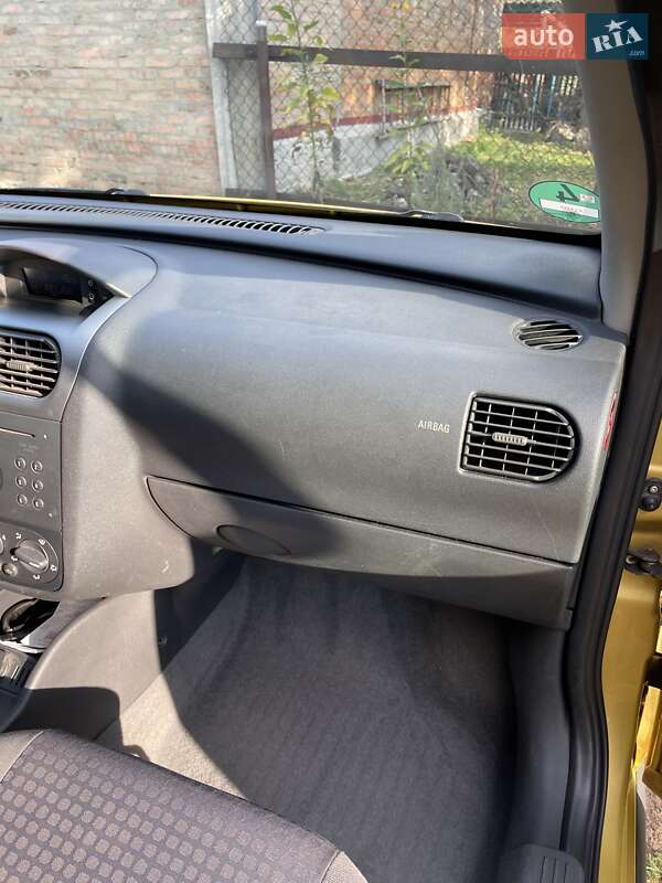 Хэтчбек Opel Corsa 2002 в Полтаве фото 29 Хэтчбек Opel Corsa 2002 в Полтаве