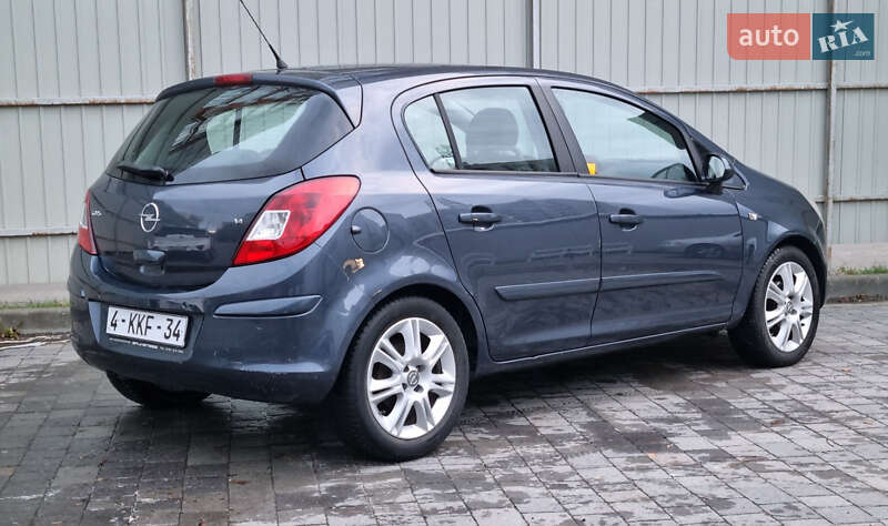 Хетчбек Opel Corsa 2007 в Львові