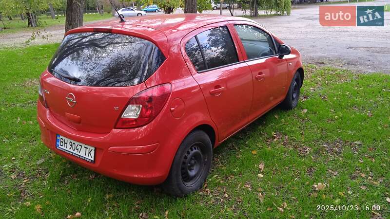 Хэтчбек Opel Corsa 2008 в Одессе