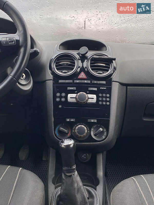 Хэтчбек Opel Corsa 2010 в Кривом Роге фото 10 Хэтчбек Opel Corsa 2010 в Кривом Роге