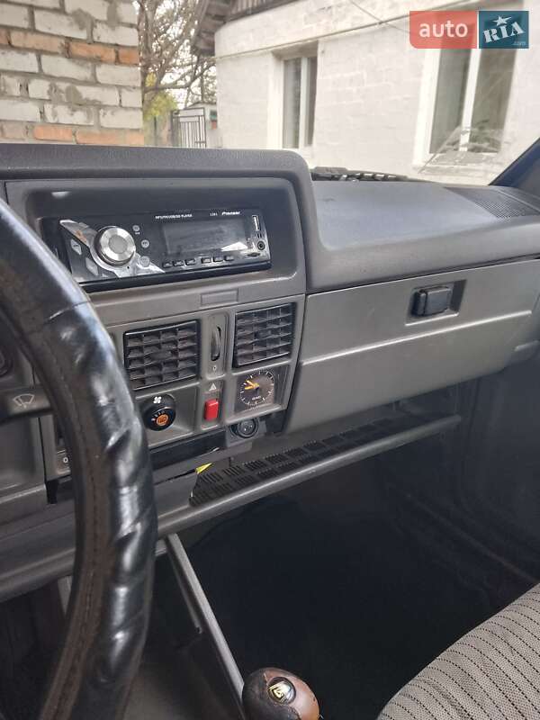 Седан Opel Corsa 1985 в Ватутіному фото 3 Седан Opel Corsa 1985 в Ватутіному