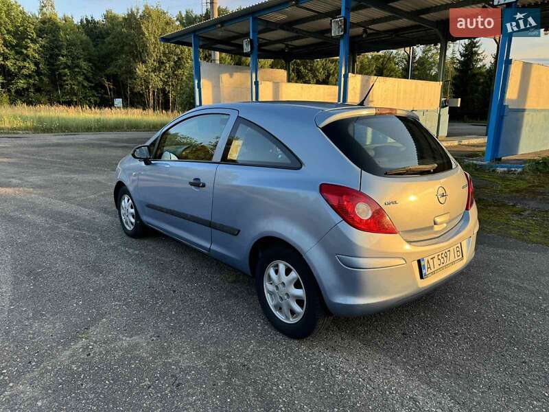 Хэтчбек Opel Corsa 2007 в Долине фото 2 Хэтчбек Opel Corsa 2007 в Долине