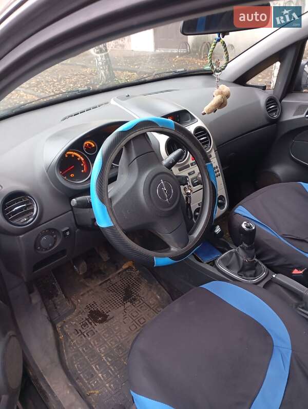 Хэтчбек Opel Corsa 2008 в Кегичевке