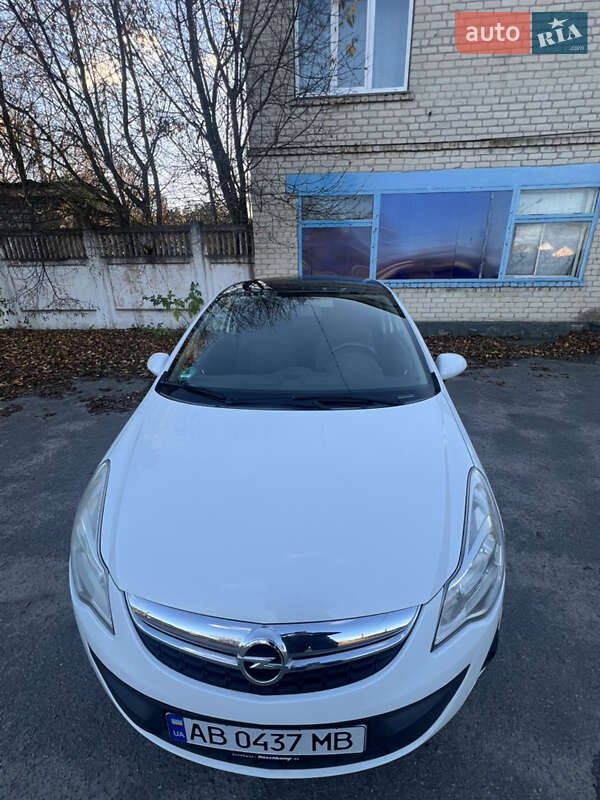 Хетчбек Opel Corsa 2011 в Вінниці