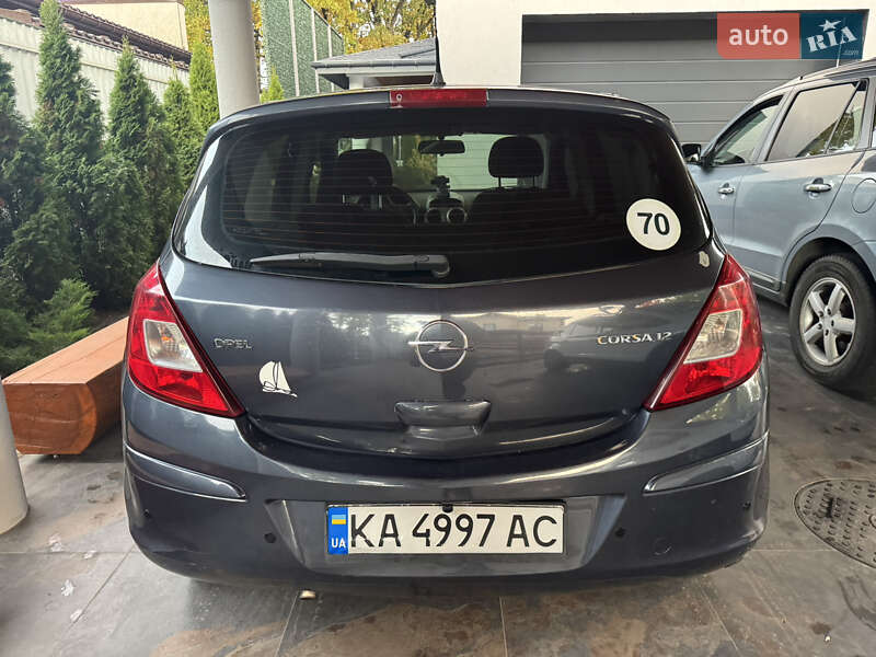 Хетчбек Opel Corsa 2008 в Крюківщині