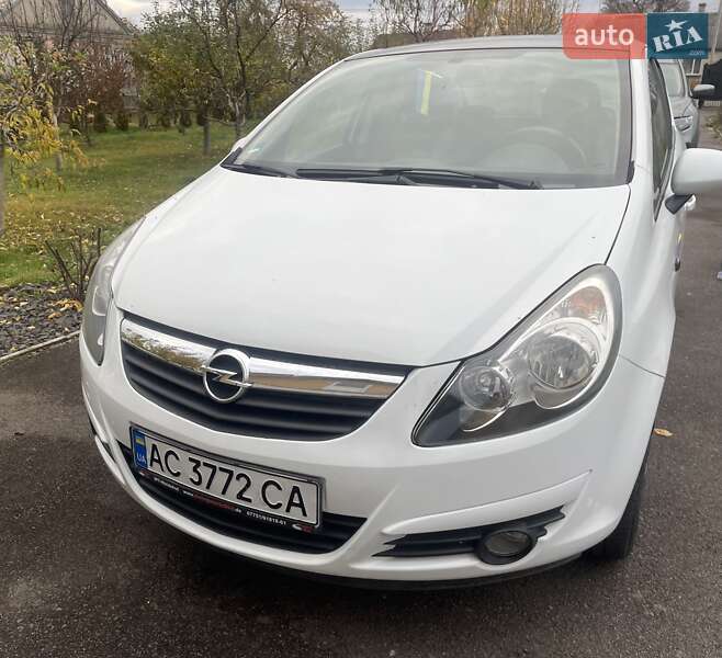 Хэтчбек Opel Corsa 2010 в Горохове фото 2 Хэтчбек Opel Corsa 2010 в Горохове