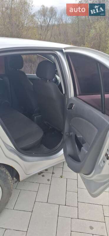 Хэтчбек Opel Corsa 2010 в Ужгороде фото 2 Хэтчбек Opel Corsa 2010 в Ужгороде