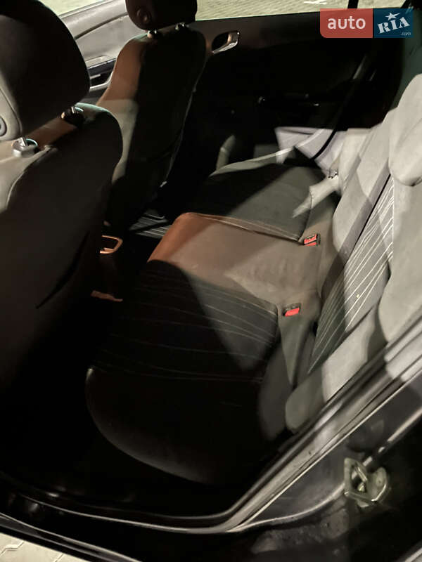 Хэтчбек Opel Corsa 2009 в Стрые