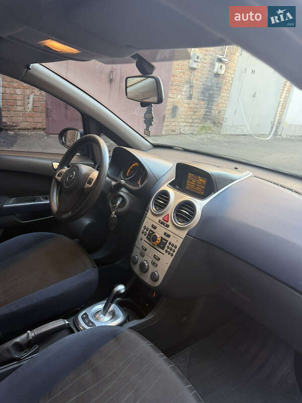 Хэтчбек Opel Corsa 2007 в Киеве фото 4 Хэтчбек Opel Corsa 2007 в Киеве