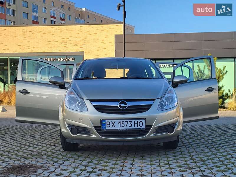 Хэтчбек Opel Corsa 2008 в Хмельницком