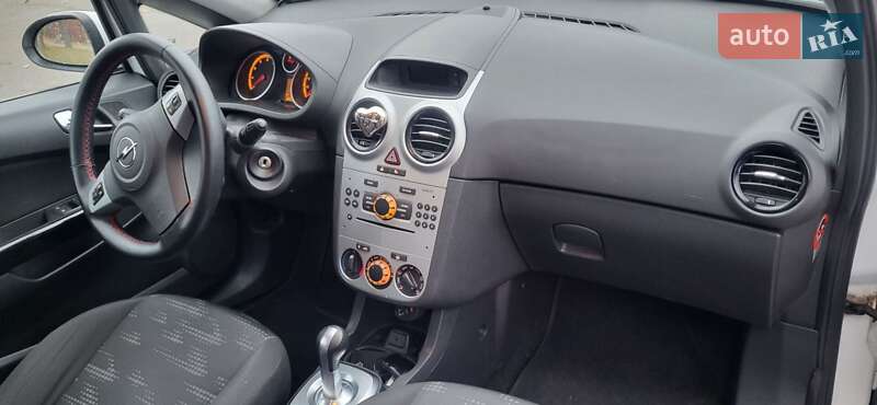 Хэтчбек Opel Corsa 2012 в Киеве фото 4 Хэтчбек Opel Corsa 2012 в Киеве